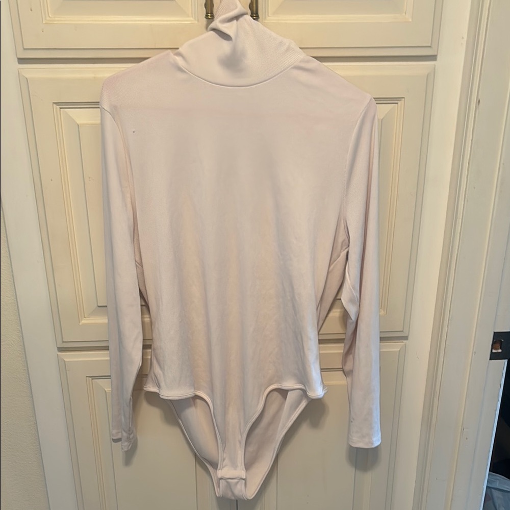 SHEIN Cream Fitted Bodysuit Top